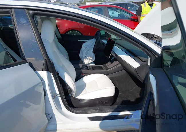 5YJ3E1EB7MF020011: 43258358