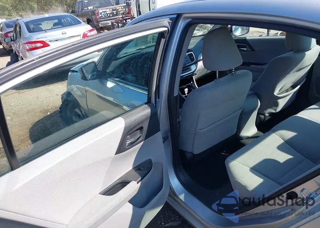 1HGCR2F39DA259619: 43257498