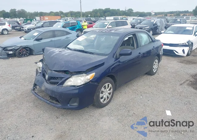 2T1BU4EE4BC729040: 43257637