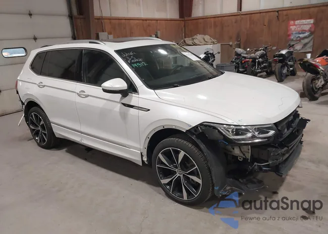 3VV4B7AX8NM113992: 43257682