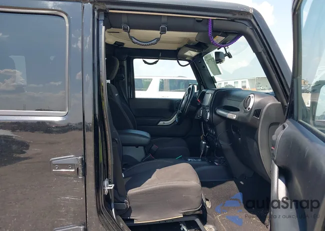 1C4BJWFG5FL502717: 43257753