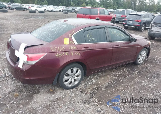 1HGCP2F82AA108554: 43257828