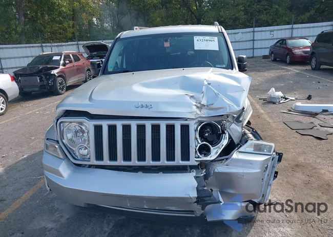 1C4PJMAK6CW168035: 43258905