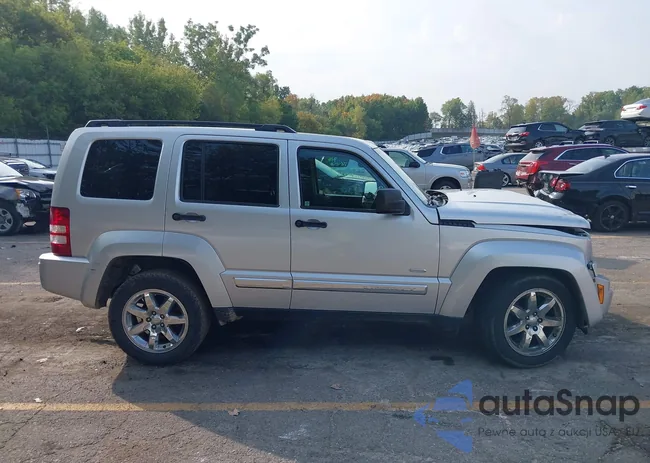 1C4PJMAK6CW168035: 43258905