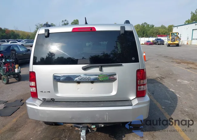 1C4PJMAK6CW168035: 43258905