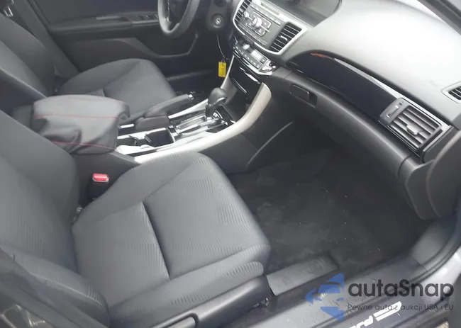 1HGCR2F35GA077579: 43258907