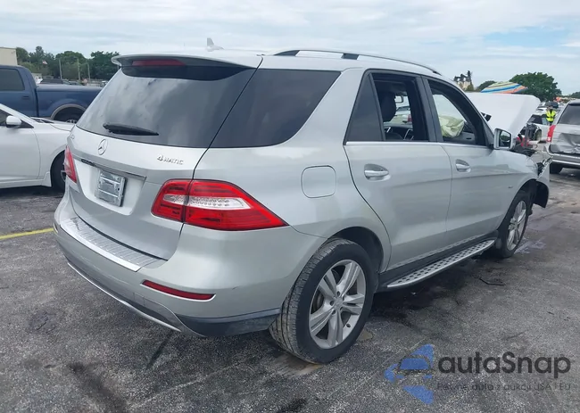 4JGDA5HB3CA076534: 43259033