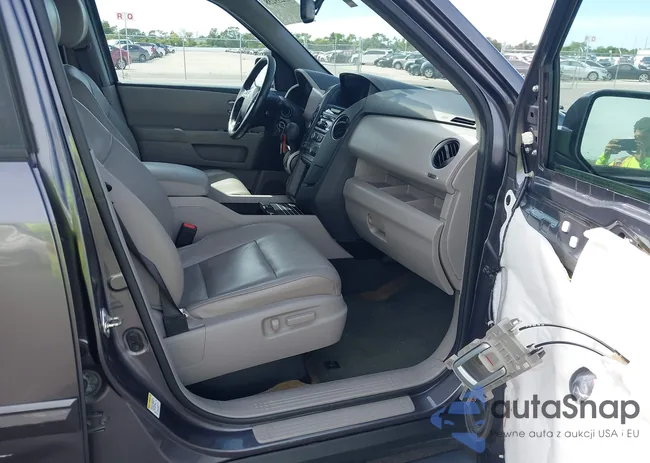 5FNYF4H56FB049030: 43259238