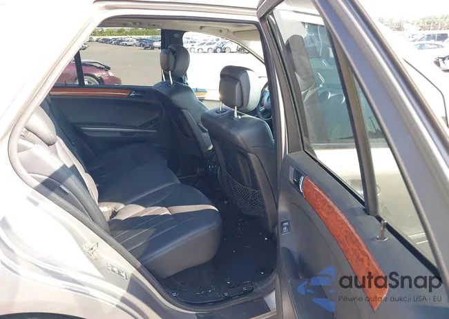 4JGBB86E38A393594: 43259242