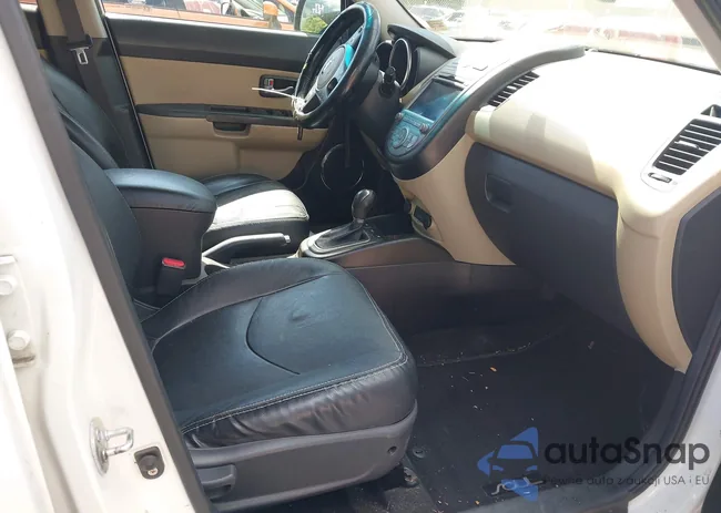 KNDJT2A62D7573523: 43259284