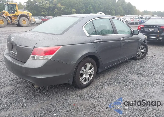 1HGCP26449A113599: 43258557