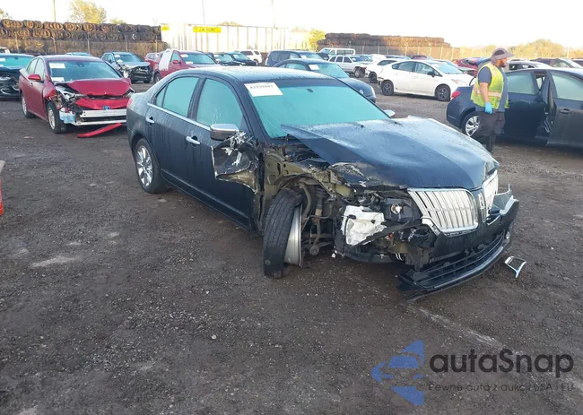 3LNHL2GC5BR768027: 43259842