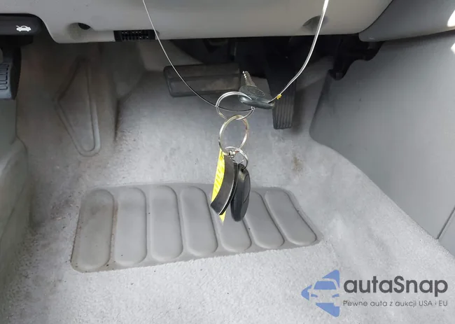 1G1ZT61846F279571: 43260106