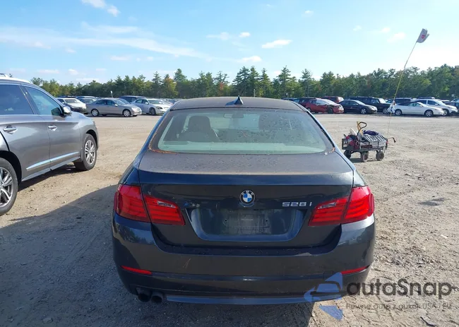 WBAXH5C58CDW06295: 43260107