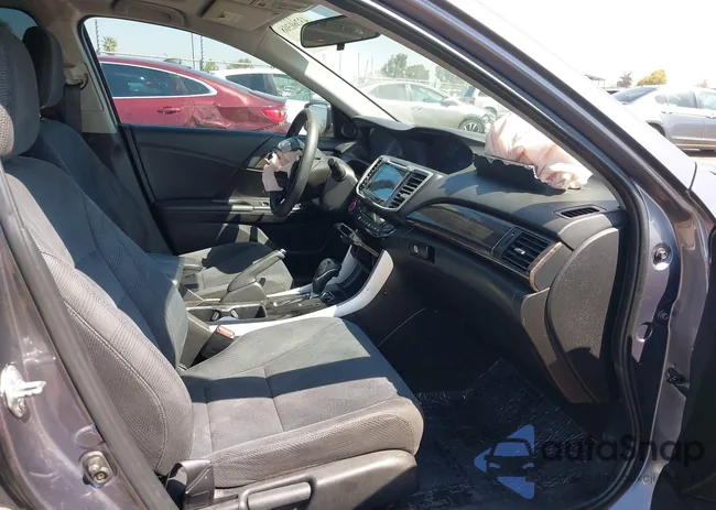 1HGCR2F74GA020079: 43260308