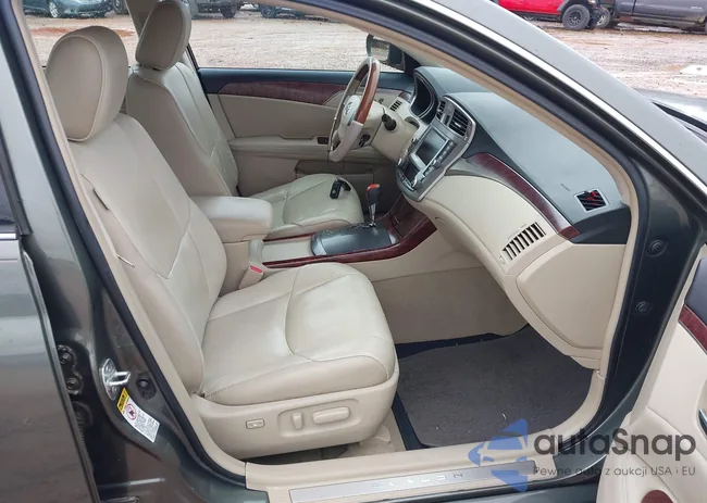 4T1BK3DB7BU411516: 43260377