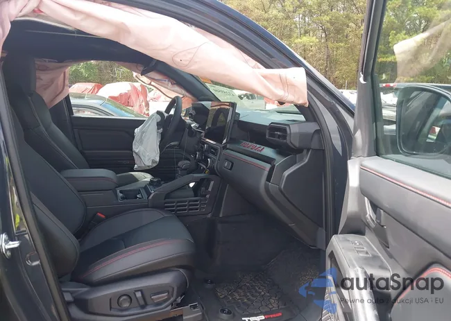 3TYLC5LN3ST026394: 43259560