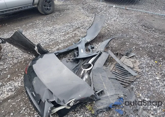 W1KAF4HB2NR060192: 43259573