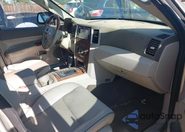 1J8HR68218C170596: 43259602