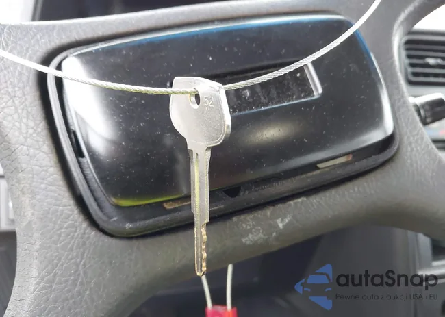 JS3TD03V0S4110195: 43259634