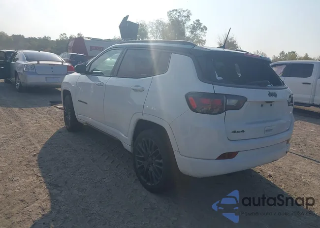 3C4NJDCB3NT160231: 43259756