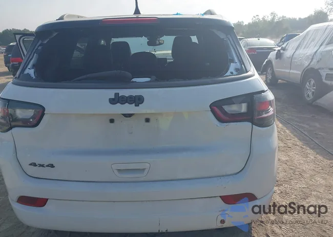 3C4NJDCB3NT160231: 43259756