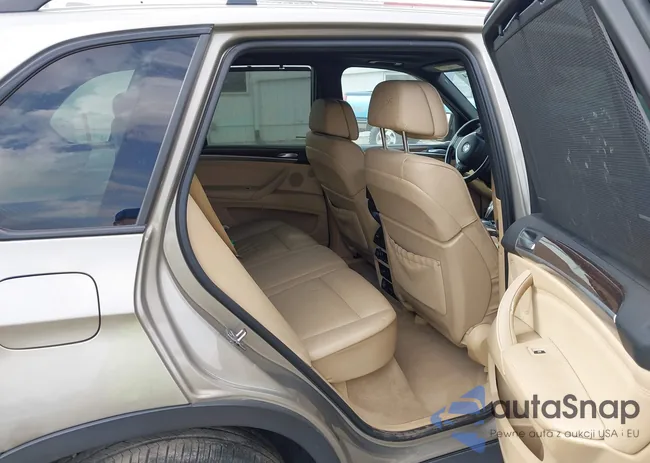 5UXZW0C50CL663843: 43260924