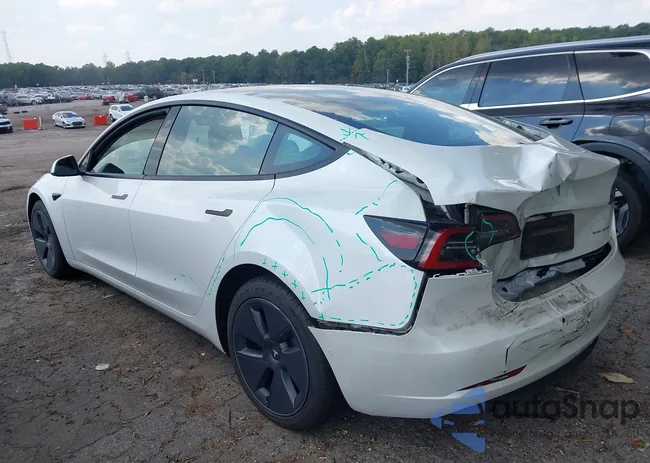 5YJ3E1EBXNF192681: 43261037