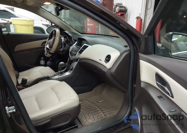 1G1P75SZ7F7215841: 43261045