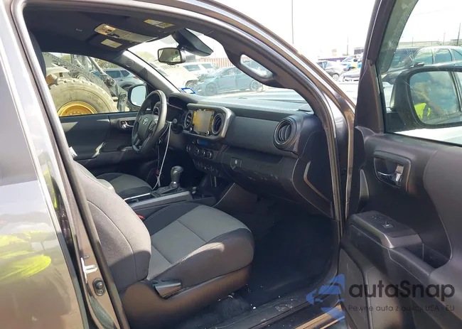 5TFAZ5CNXMX110131: 43261101