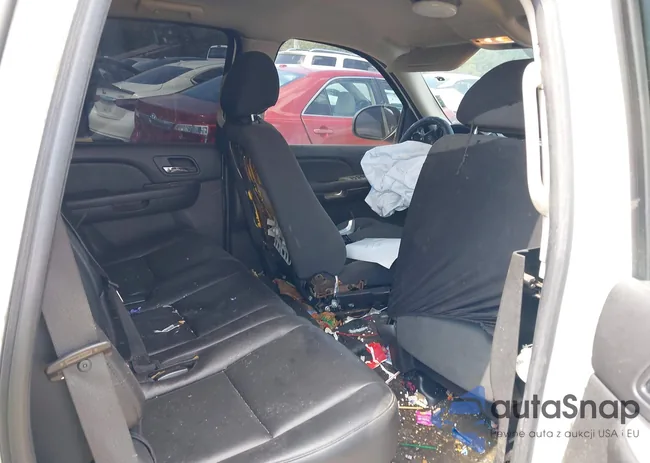 1GNEC030X8R240972: 43261181