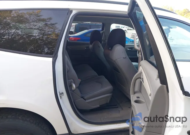 1GNKVFKD6HJ268352: 43261338