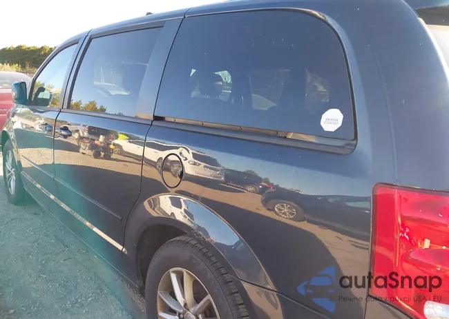 2C4RDGEG7ER190077: 43261362