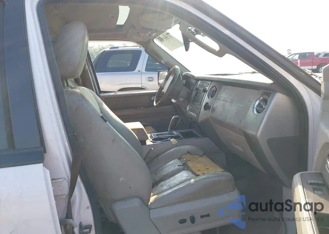 1FMJK1K51AEA71057: 43261368