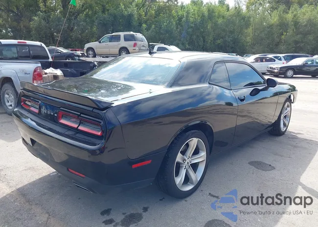 2C3CDZAG2JH219576: 43261415