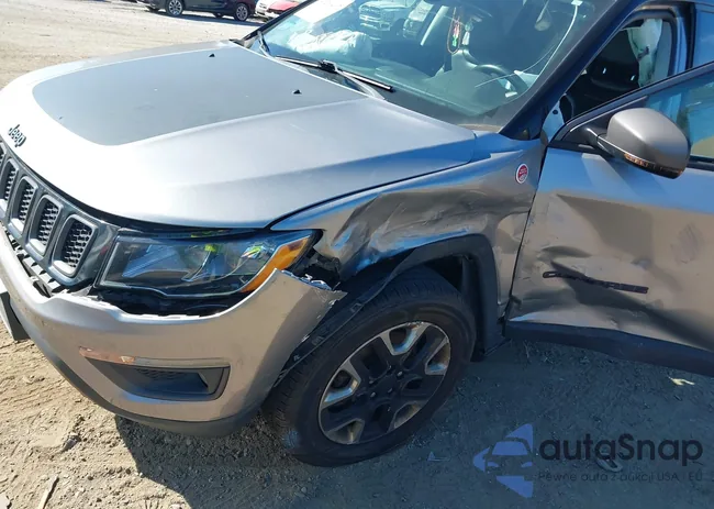 3C4NJDDB8JT341673: 43260497