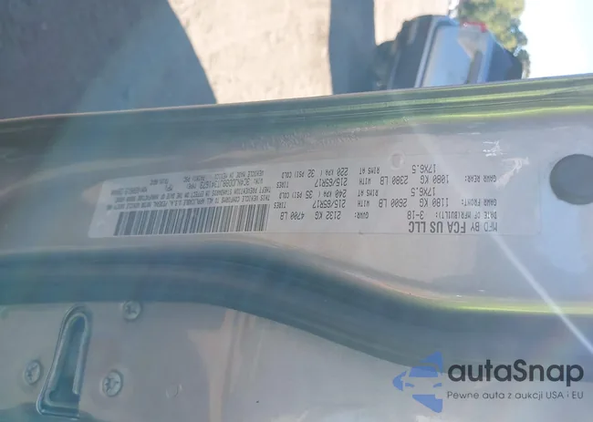 3C4NJDDB8JT341673: 43260497