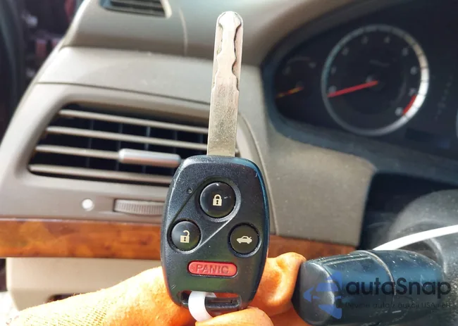 JHMCP26778C046412: 43260773