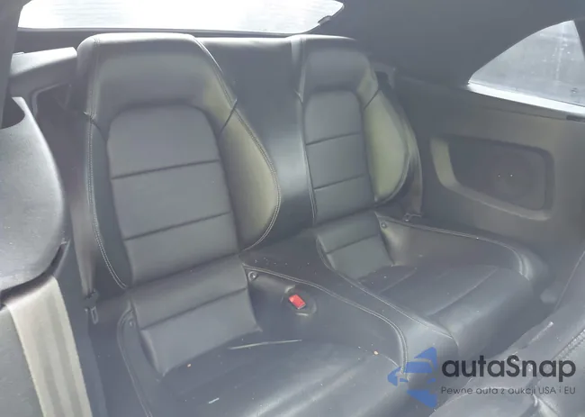 1FATP8UHXJ5138923: 43261942