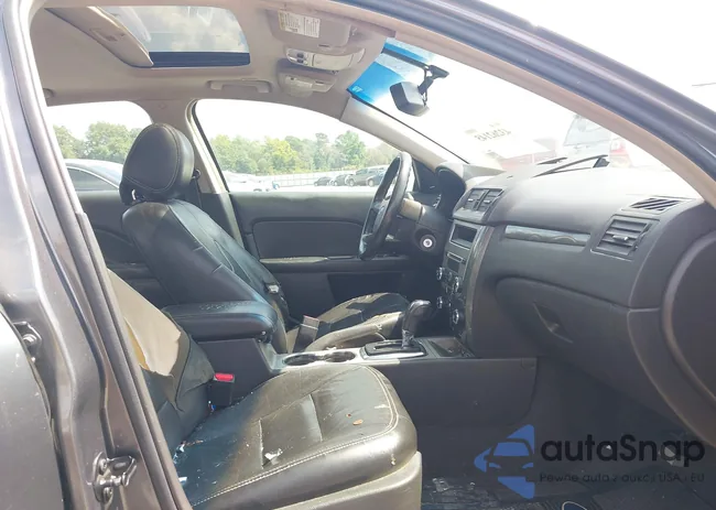 3FAHP0JAXCR241743: 43262145