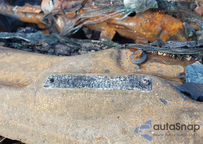 1GCNKPE01CZ295286: 43262314