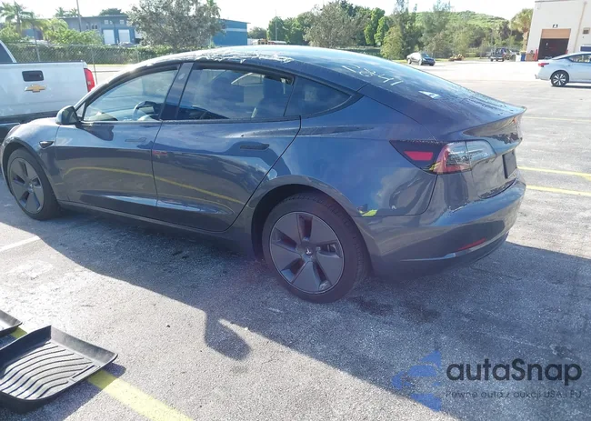 5YJ3E1EA7PF482841: 43262322