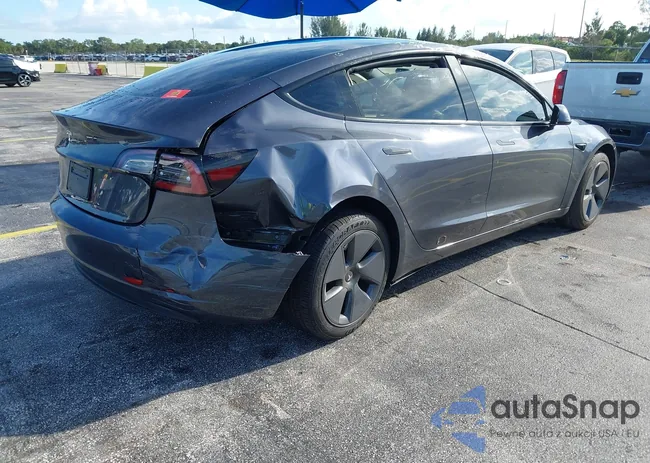 5YJ3E1EA7PF482841: 43262322