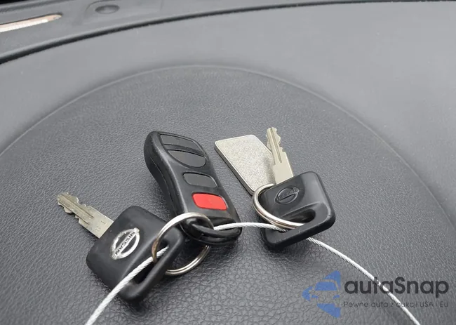 1N4AL11D66C163543: 43262355