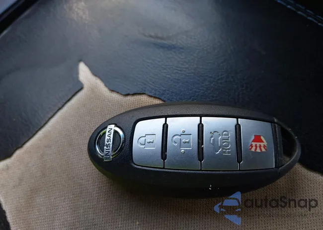 1N4AL3AP2GC237290: 43262372