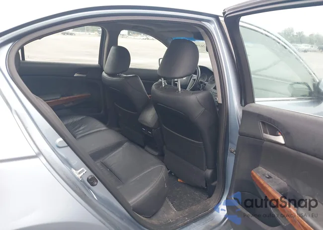 1HGCP3F87BA004973: 43262373