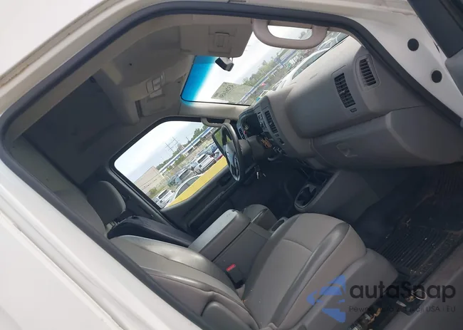 1N6AF0LX3DN106606: 43261450