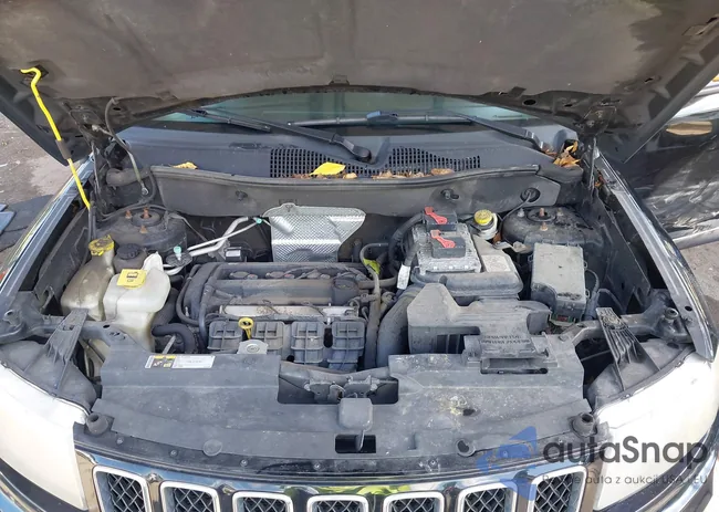 1C4NJCBA9ED692608: 43261748