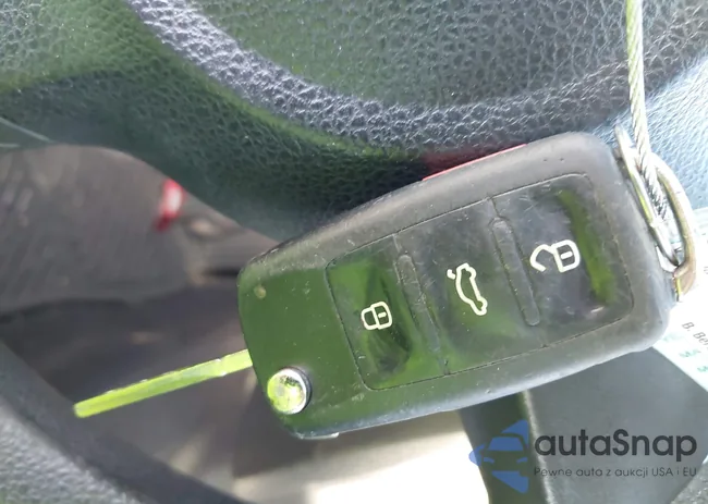 3VW2K7AJ2DM306104: 43261757