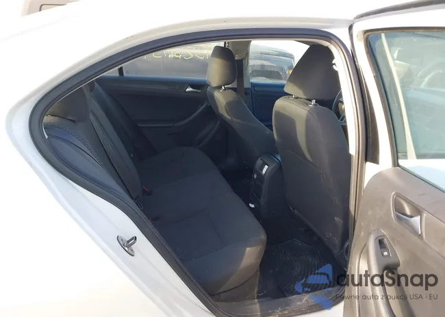 3VW2K7AJ2DM306104: 43261757